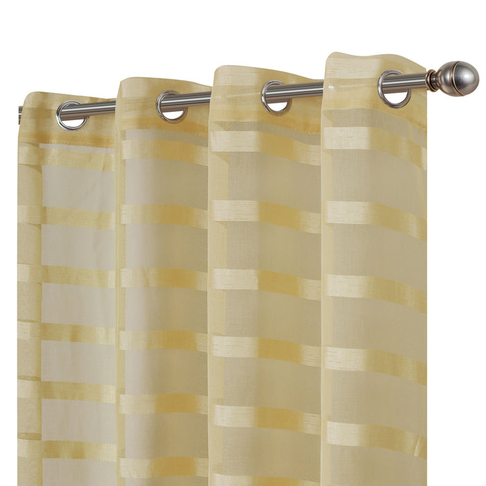 Cortinado Com Argolas 140x240 Modelo 11